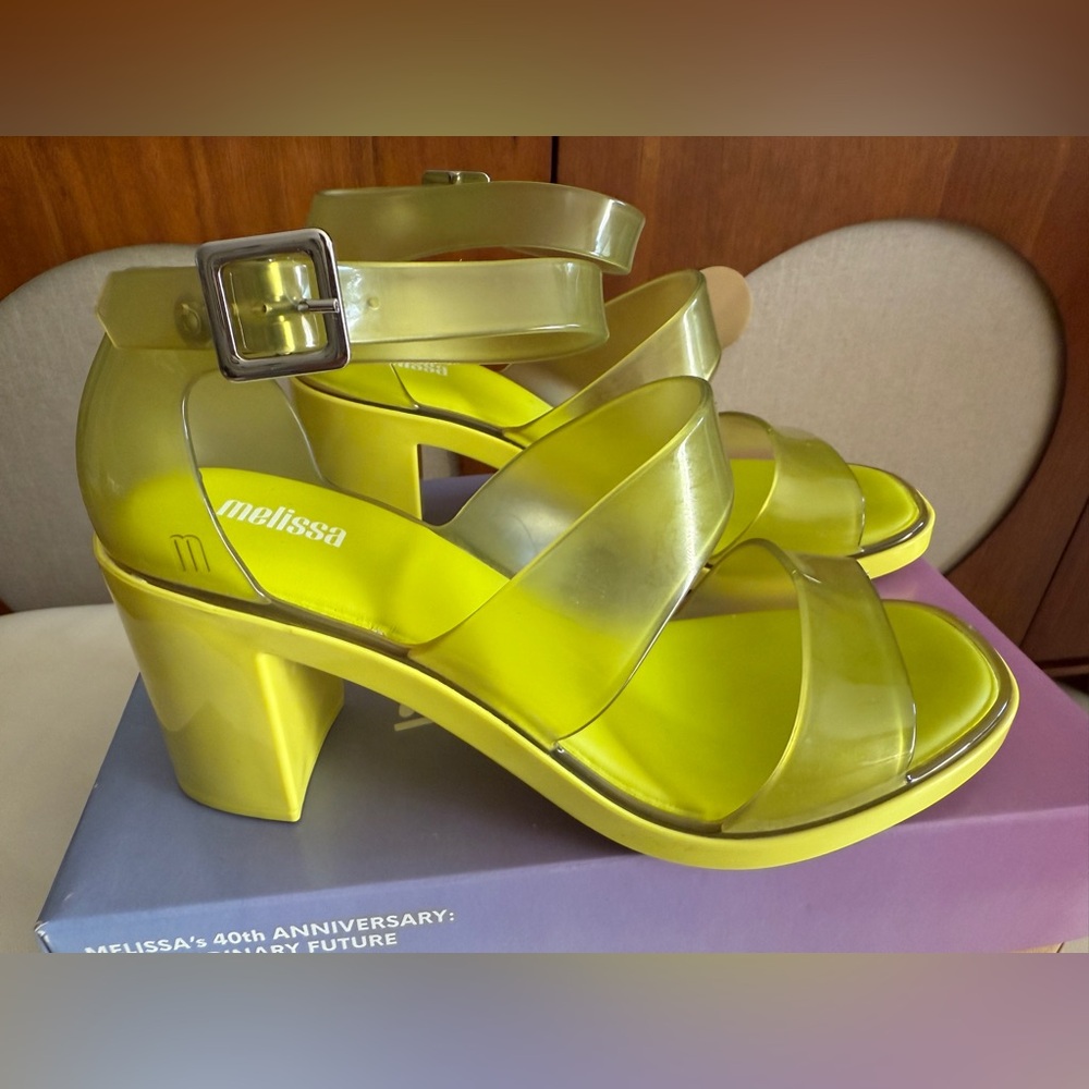 Melissa Model heels. Size 8 - Picture 5 of 8